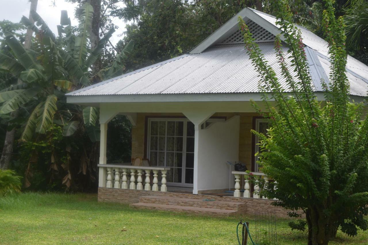 Chalet Bamboo Vert Hotel La Digue Exterior photo